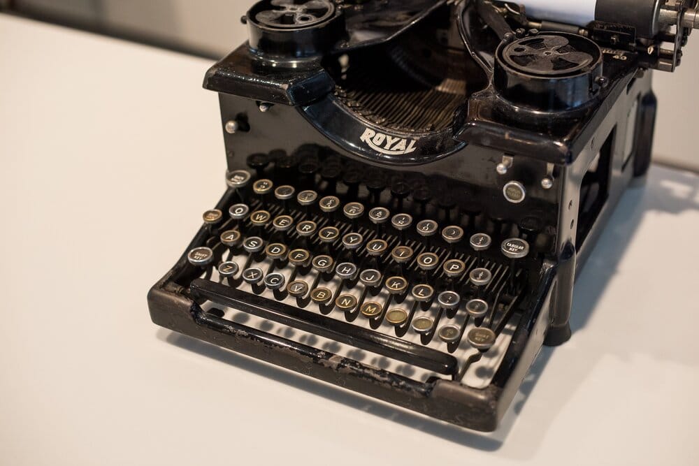 Approaches to the sociology of news